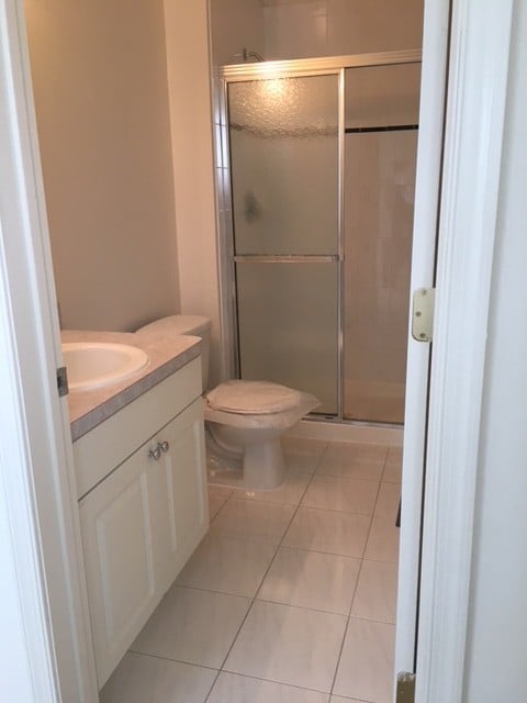 Primary Bathroom w/glass-enclosed shower
