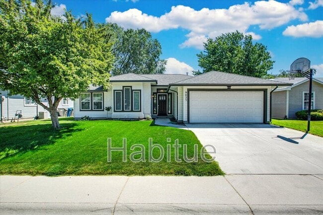 Building Photo - 9025 W Lorinda Dr Rental