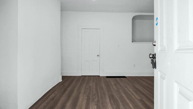 Photo - 130 Chicago Ave