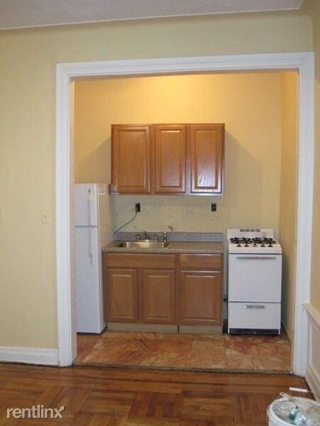 Cocina - 387 Ocean Parkway