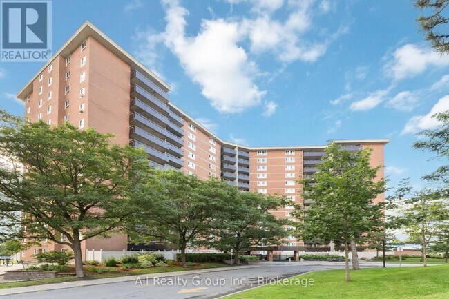 Photo - 2020 Jasmine Crescent Unit 1218