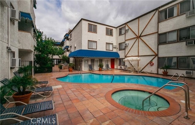 Photo - 18530 Hatteras St Unidad 218