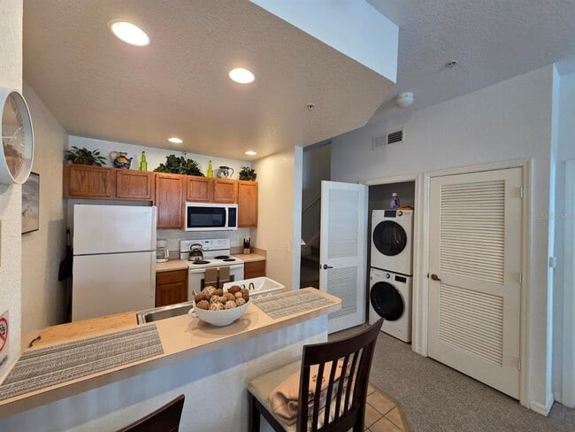 Photo - 4600 Yellowgold Rd W Unit 106