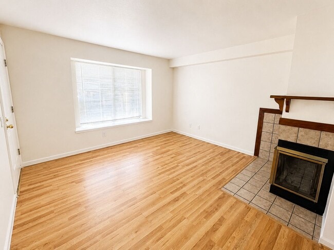Photo - Perfectly located and priced!