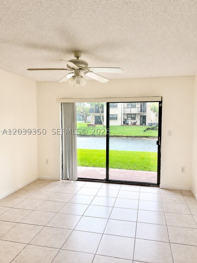 Photo - 9953 Nob Hill Ct Unit 9953