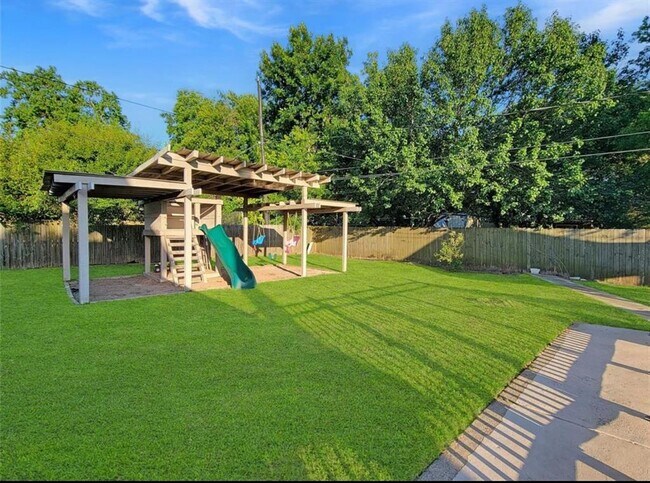 Photo - 5934 Patridge Dr