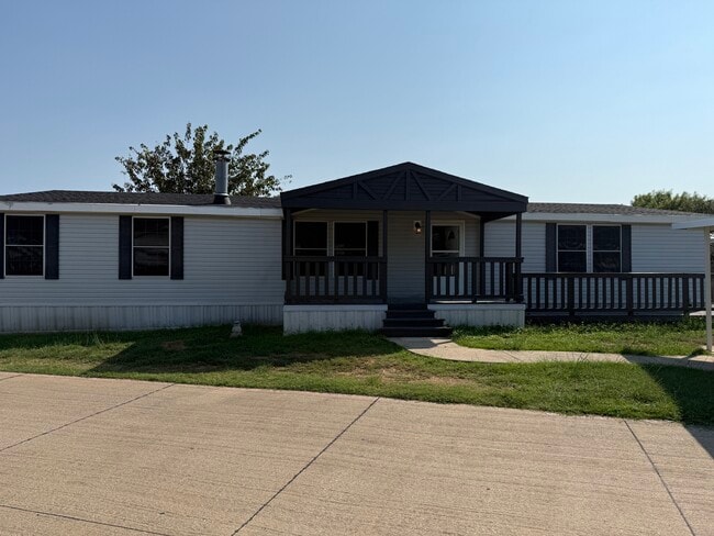 Front - 11052 Richardo Ln