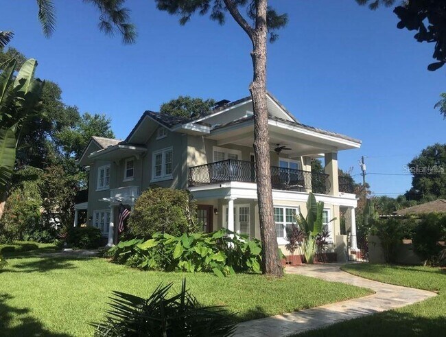 Photo - 209 13th Ave N