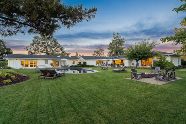 Photo - 760 Zinfandel Ln