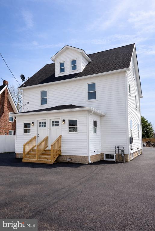 Photo - 2125 Oakland Rd