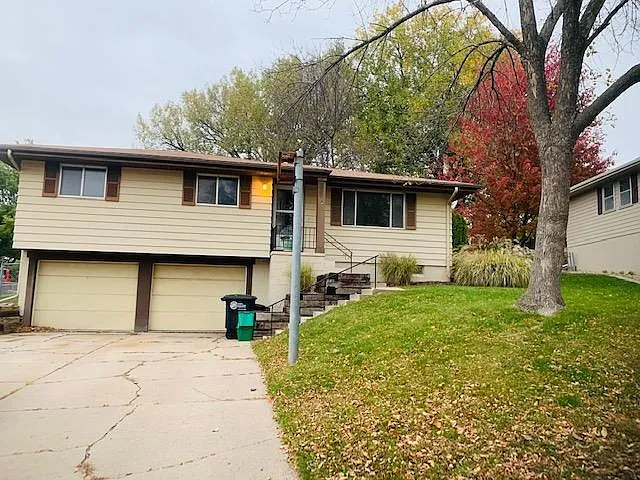 Photo - 5611 S 113th St (Omaha, NE)