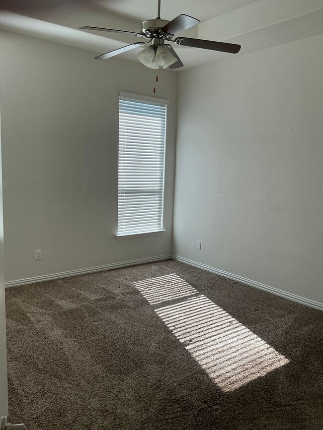 Photo - Coming Soon!!!! Beautiful 3/2.5 Home in ALEDO ISD!!