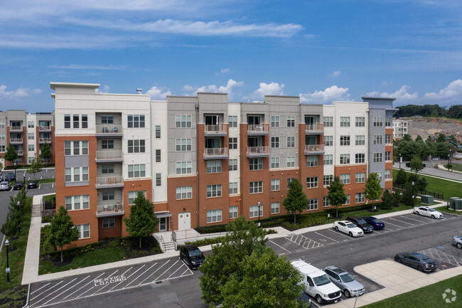 Building Photo - The Chase at Overlook Ridge Rental