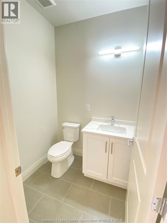 Photo - 233 Watson Ave Unité 305