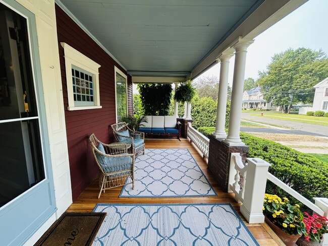 Photo - 37 School St