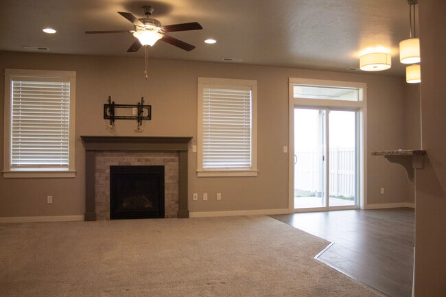 Photo - 10555 W Catmint Dr