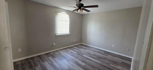 Photo - 650 Central Ave