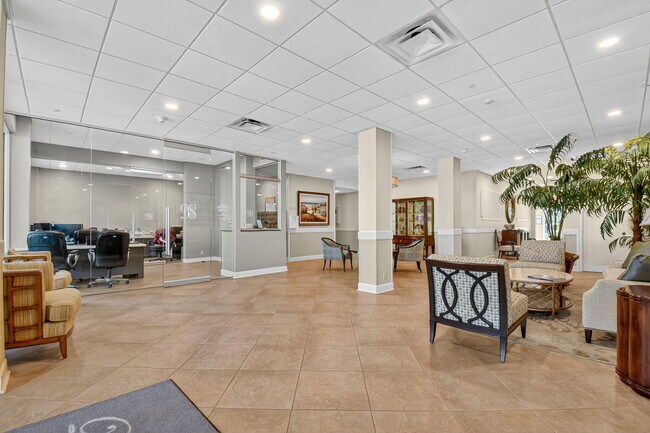 Photo - 1000 Lowry St Unit 2g