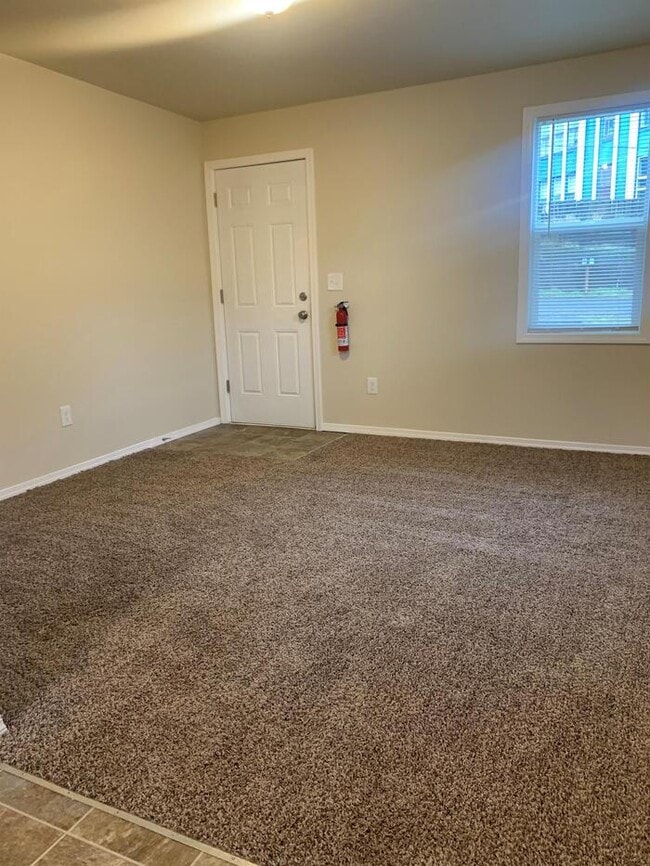 Photo - 1221 W Franklin St