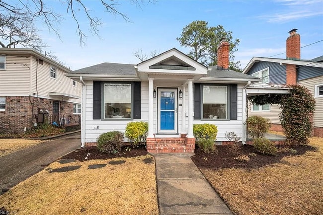 Building Photo - 732 Maryland Ave