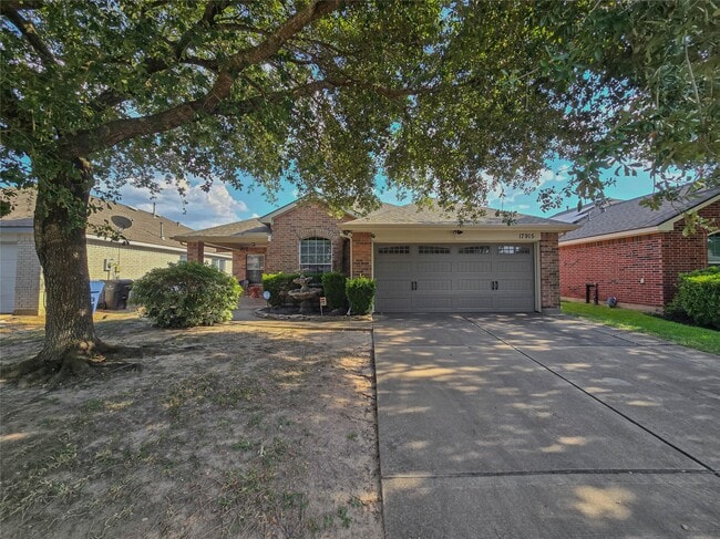 Photo - 17915 Landing Pines Trail House
