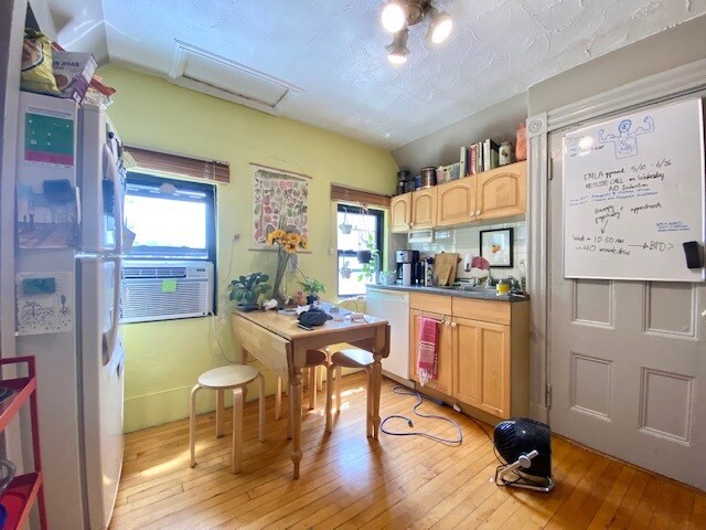 Photo - 3 Aldie St Unit 3