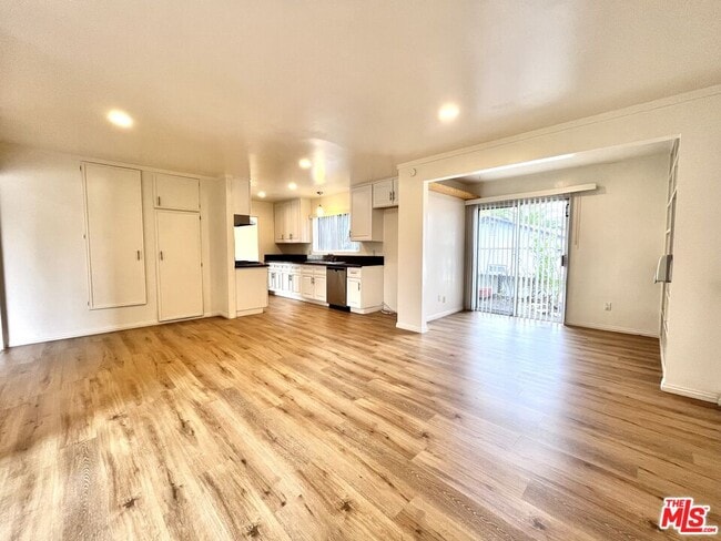 Photo - 6308 Villa Rosa Dr