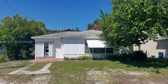 Building Photo - 2908 Dunbar St