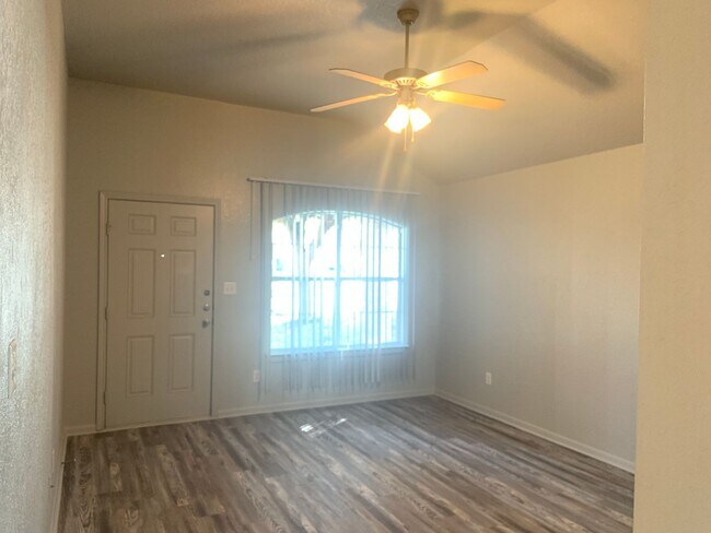 4707 John David Dr Unit A