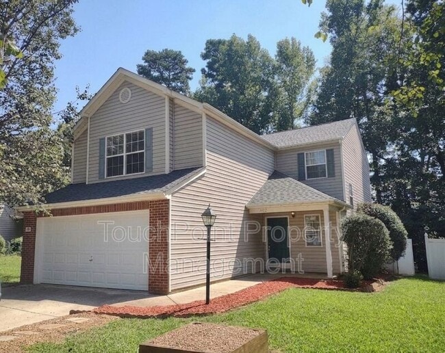 Building Photo - 8007 Bristle Ln