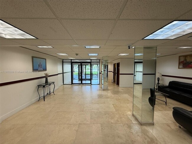 Photo - 4174 Inverrary Dr Unit 604