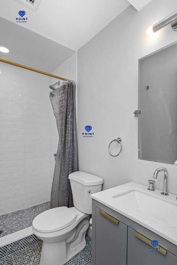 Photo - 516 Sumner St Unit #1