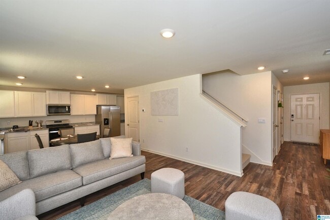 Photo - 6558 Creek Cir