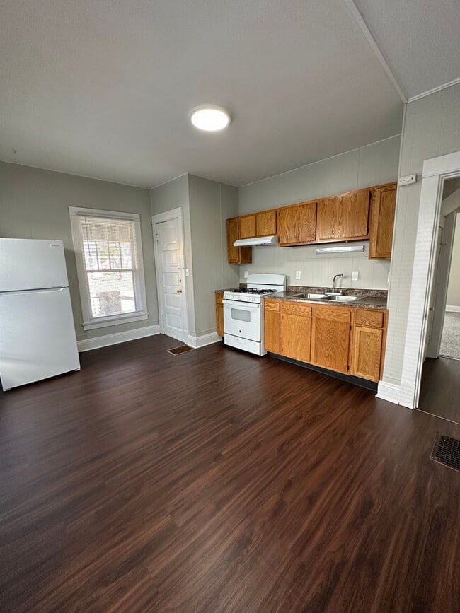 Building Photo - 1517 Virginia St Unit 1