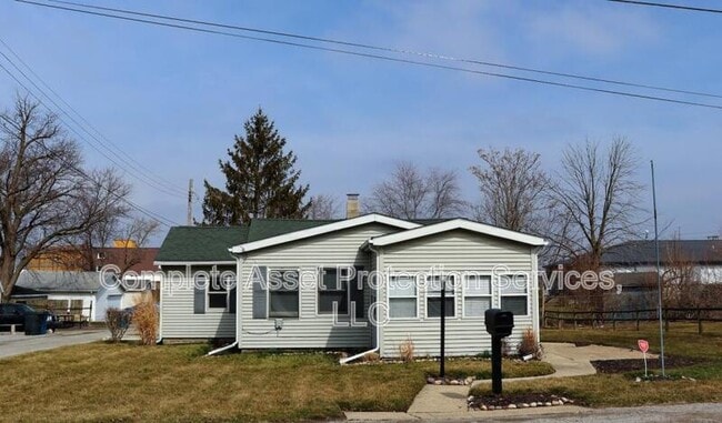 Building Photo - 718 Turner St