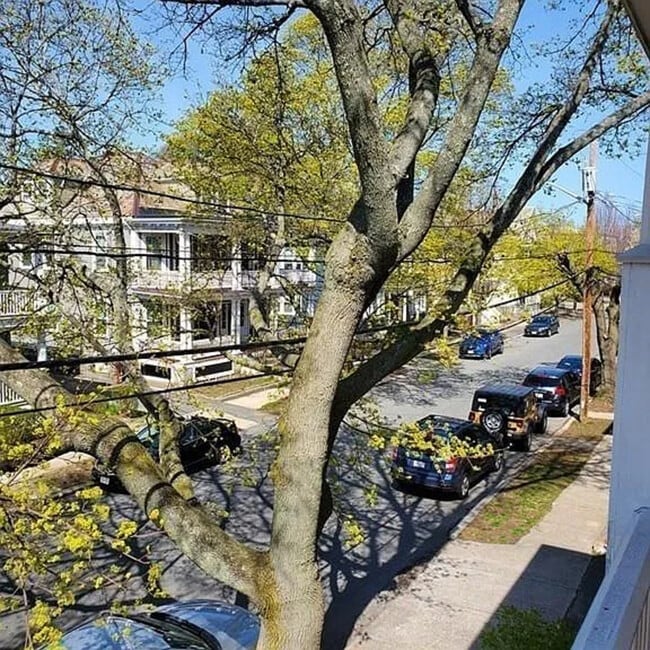11 Gardner St Unit 2