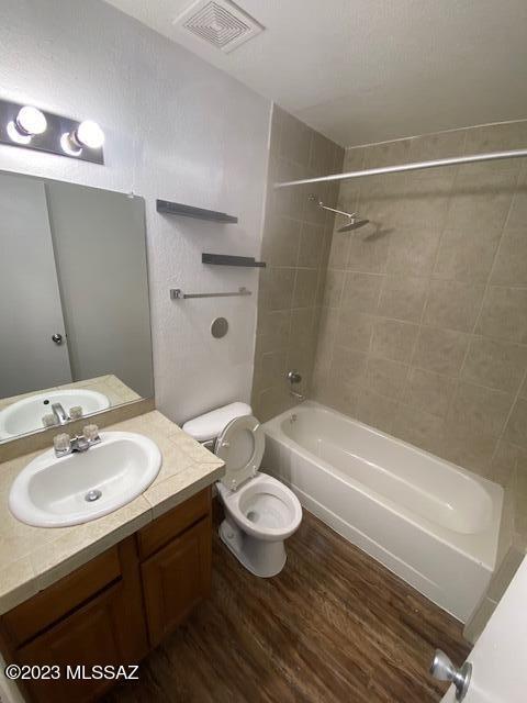 1810 E Blacklidge Dr Unit 817