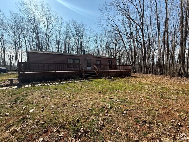 Building Photo - 535 Pendleton Dr Rental