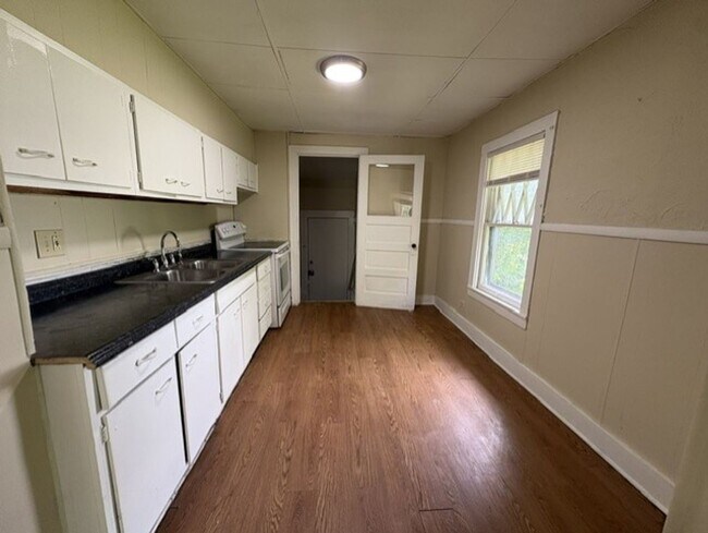 516 Wildwood Ave