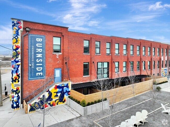 Building Photo - Burnside Rental