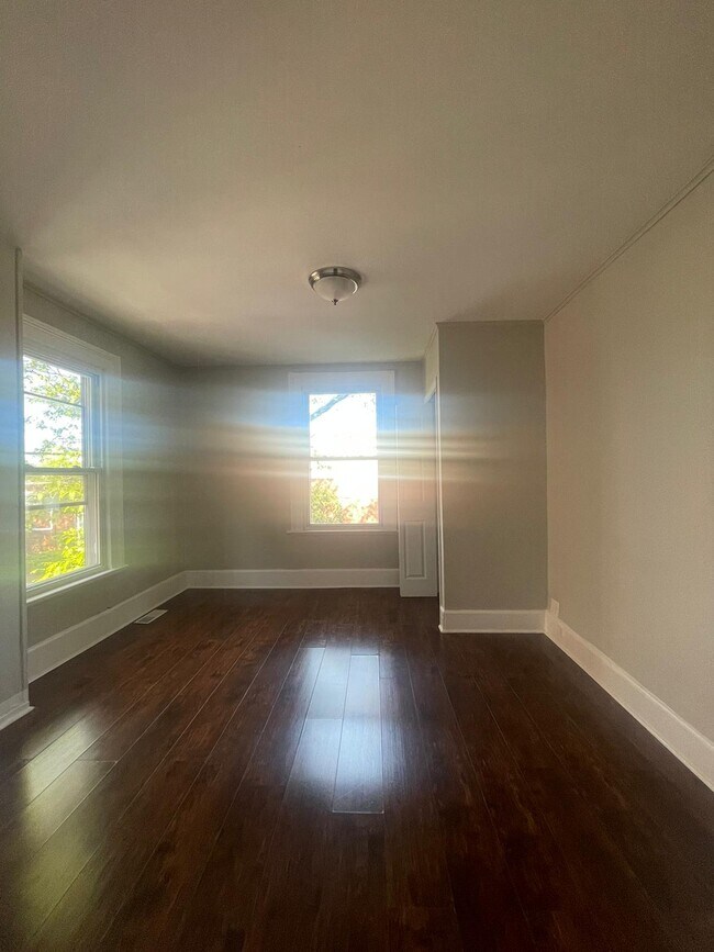 Photo - 135 Day St Unit 2