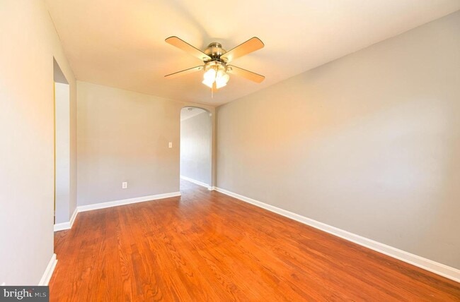 Photo - 1130 Linden Ave