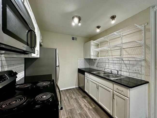 Photo - Casablanca Phase I Unit 103