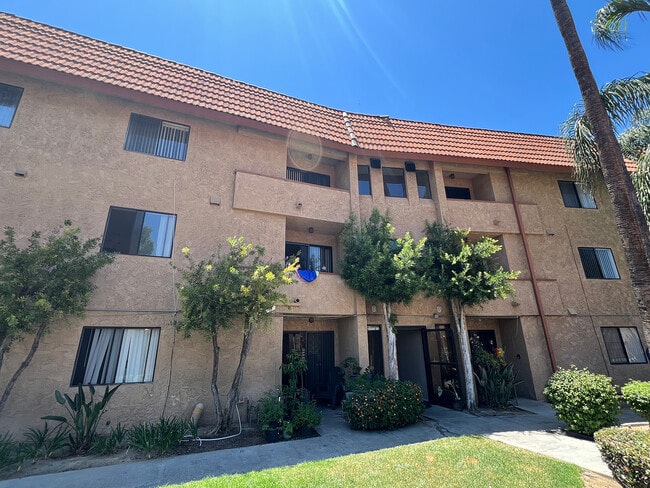 Photo - Casa Verde at Canyon Crest Hills Apartments