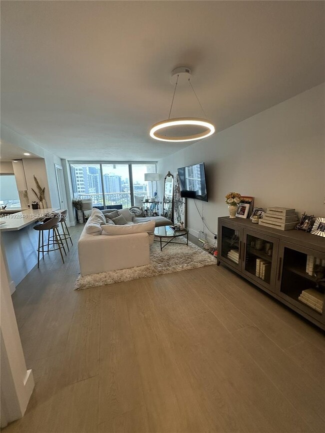 Photo - 2655 Collins Ave Unit 1204