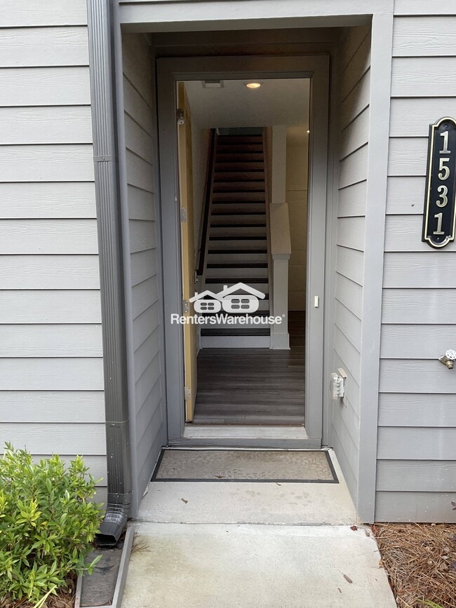 Photo - 1531 Layton Ln NW