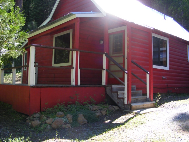 Building Photo - 26469 Crystal Rd