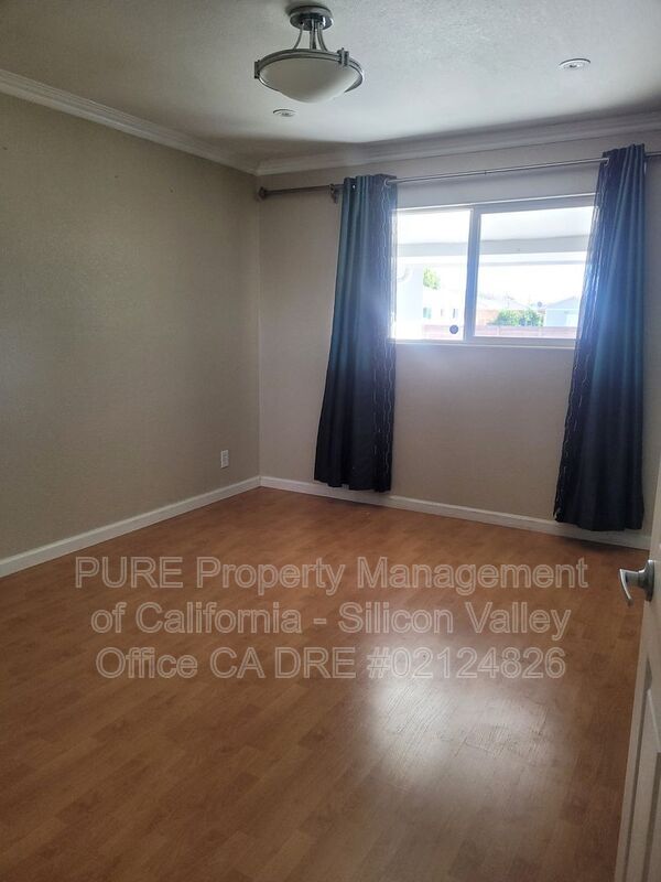 Photo - 4715 Nicolet Ave