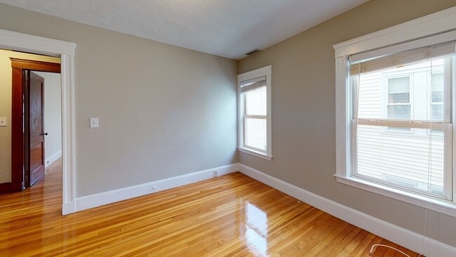 Photo - 72-74 Harlow St Unit 74