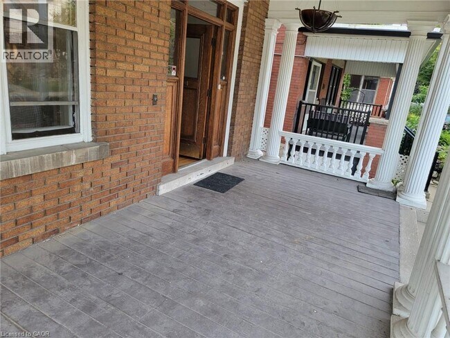 Photo - 43 Barnesdale Ave S